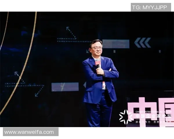 从贫困少年到足球巨星佩佩的励志成长历程揭秘
